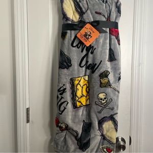 Disney Hocus Pocus Plush Throw 50”x70”